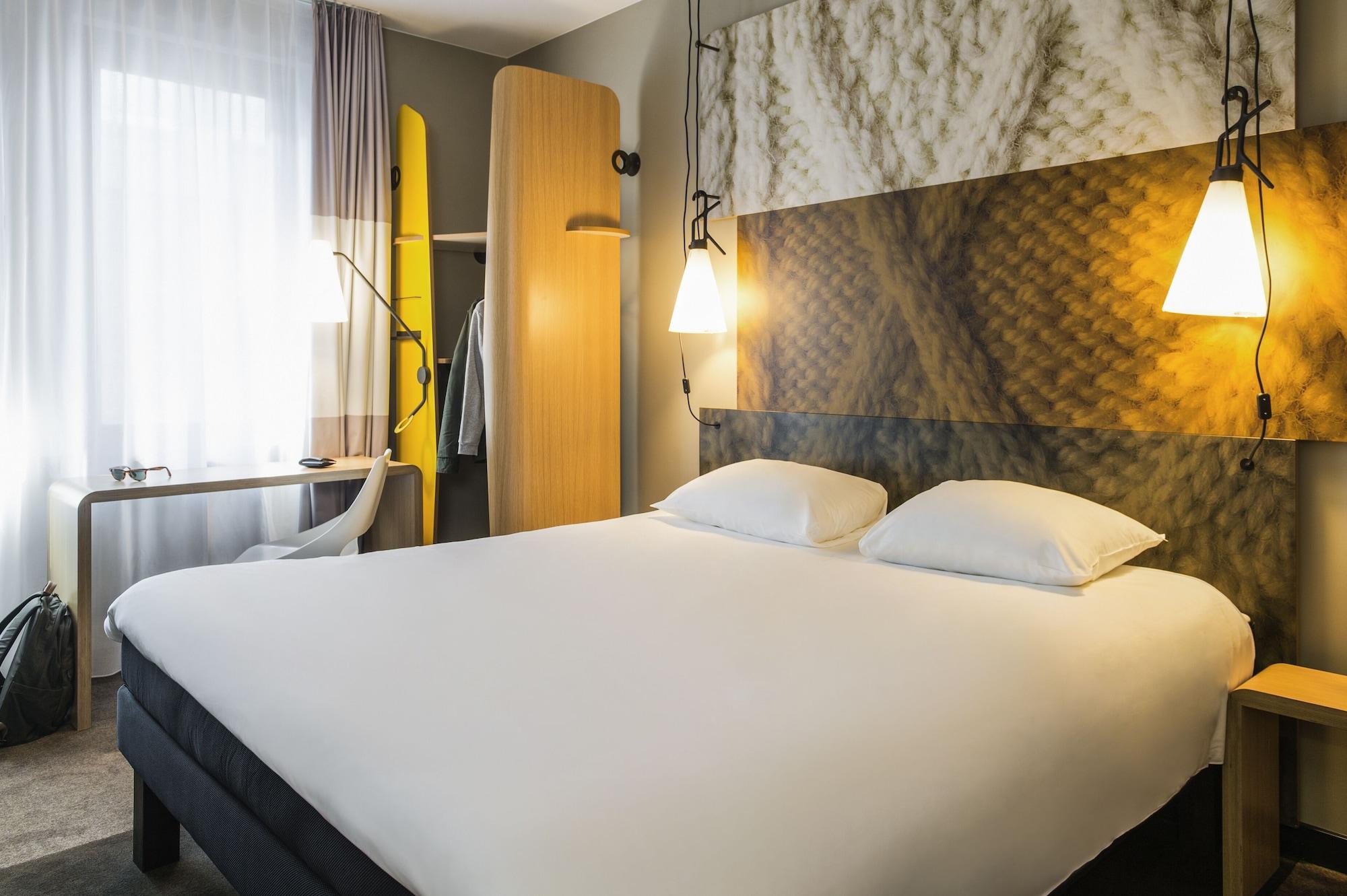 Hotel ibis Lyon Caluire Cité Internationale Exterior foto